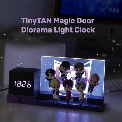 Tinytan magic door diorome clock
